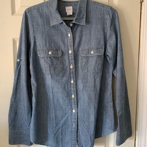 2 beautiful J.Crew denim shirts. - Picture 6 of 7